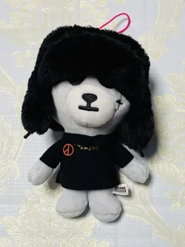 KRUNK  인형