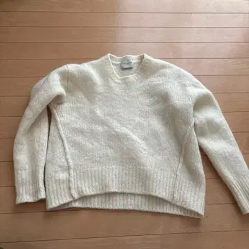 UNITED ARROWS 아이보리 크루넥 스웨터