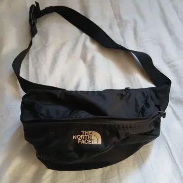 THE NORTH FACE 블랙 숄더백
