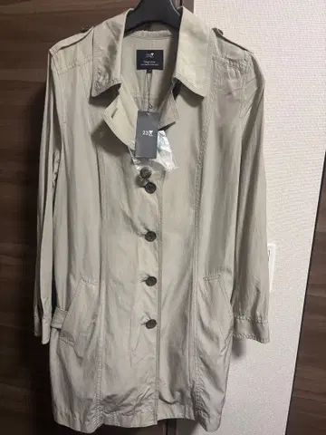 새상품 23구 44 사이즈 트렌치코트 스프링 코트