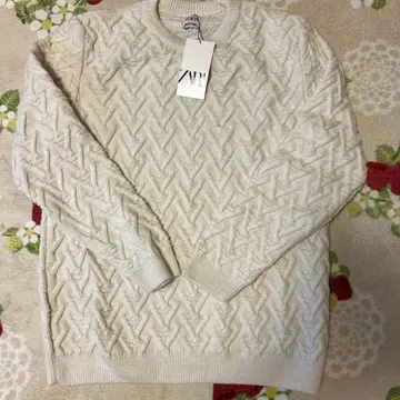 ZARA 화이트 니트 스웨터 XL