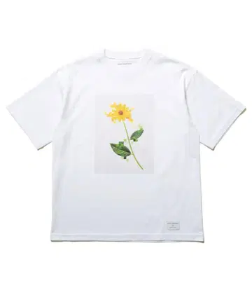 uniform experiment yuni yoshida 티셔츠