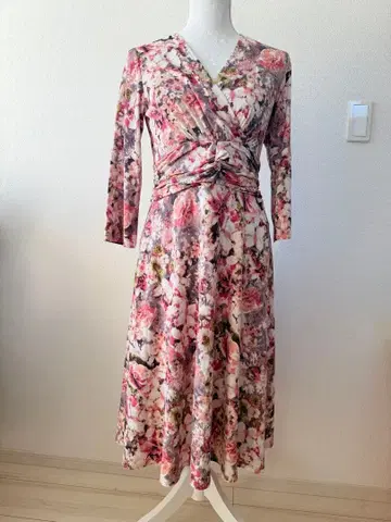 미미그랑 마릴린 트위스트 원피스 꽃무늬 핑크 L 톨