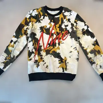 MAISON9PARIS 카모 패턴 크루넥 맨투맨