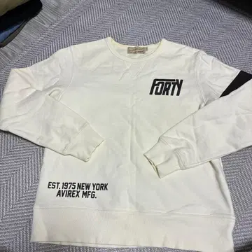 AVIREX 포티 로고 맨투맨 M