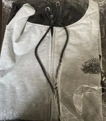 러브 라이브 후드티