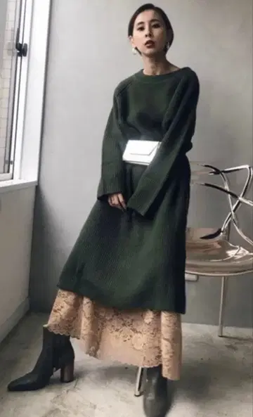 아메리빈티지 ZIPPER LACE KNIT DRESS 새상품급