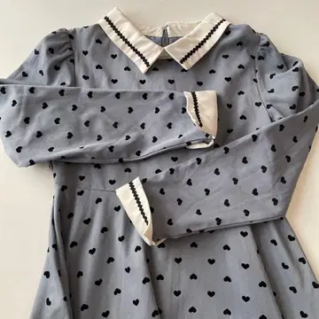 그레이 하트 무늬 긴팔 원피스 evelyn