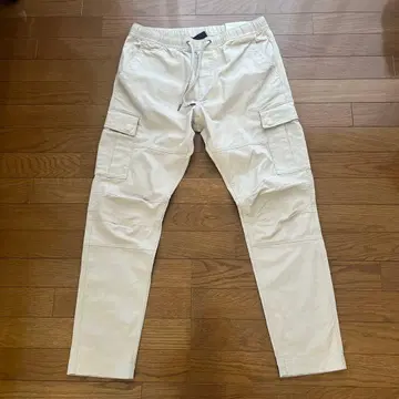 H&M 카고 팬츠 [ 정가 4,999엔 ]