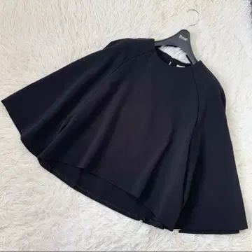 새상품급 어도어 조젯 슬릿 슬리브 블라우스 38 포멀 블랙