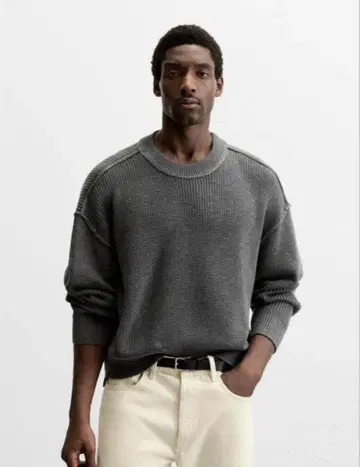 [ 새상품급 ] ZARA 크롭 기장 텍스처 소재 스웨터