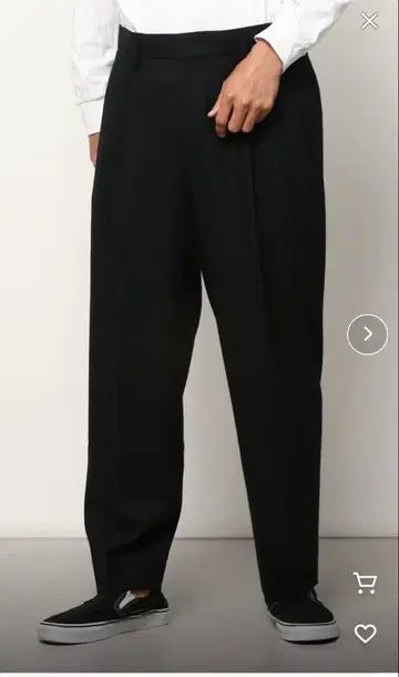 BY 홈스펀 1 플리츠 테이퍼드 팬츠 블랙