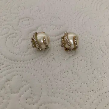 새상품급 룰루 로스트 펄 디자인 귀걸이