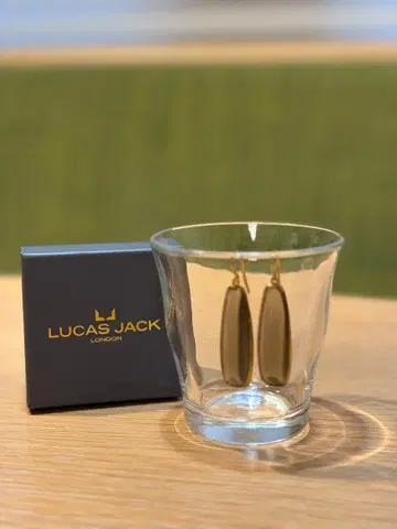 LUCAS JACK 그레이 x 골드 롱 귀걸이