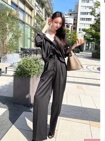 블랙 새틴 와이드 팬츠