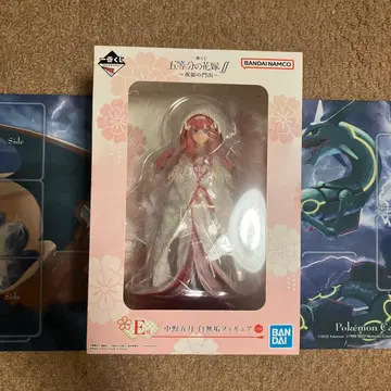 5등분의 신부 제일복권 축복의 문턱 E상 나카노 미츠키 시로무쿠 피규어