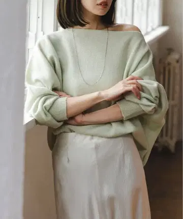 택 포함 미사용 새상품 NOBLE 파인 울 돌먼 풀오버 그린B