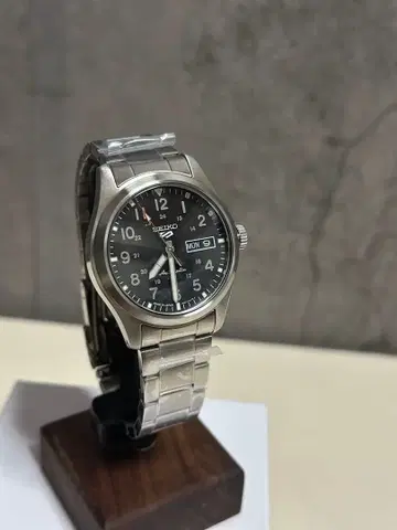 (24시간 세일) ( 세이코5스포츠 ) SBSA111