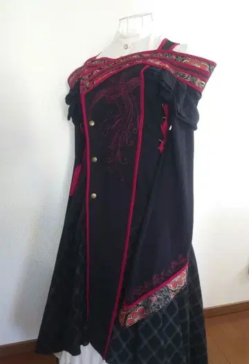 ozzoneste 와 차이나 디자인 오프숄더 가디건 빨검