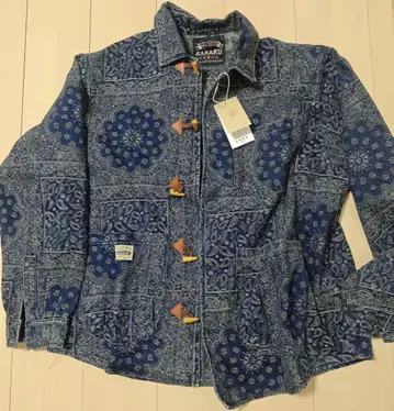 KARAKU 데님 패치워크 셔츠