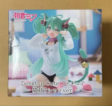 하츠네 미쿠 고양이 귀 티셔츠 피규어