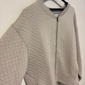 어반 리서치 서니 레이블 퀼팅 블루종