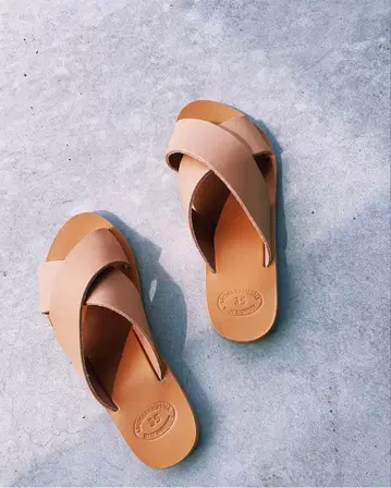 sea loves me 가죽 샌들