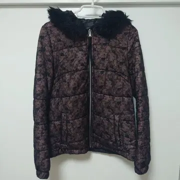 레베카 테일러*레이스 패턴의 인조 모피 부착 충전솜 코트