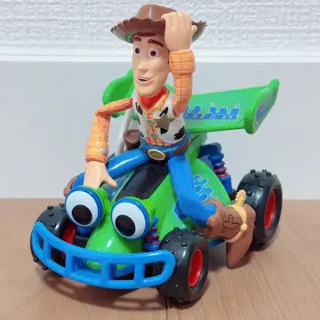 도쿄 디즈니 리조트 토이스토리 풀백카 우디