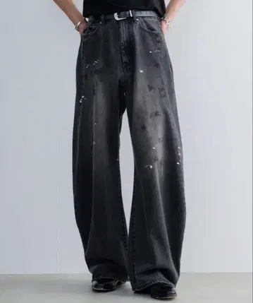 Baggy silhouette curve denim