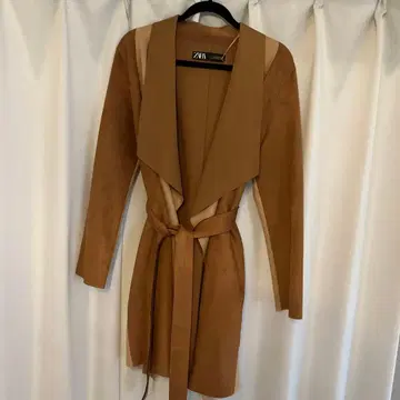 ZARA 브라운 스웨이드풍 코트 미사용