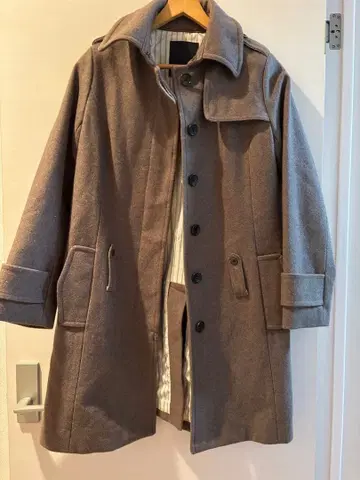 매더아카 롱 코트 브라운