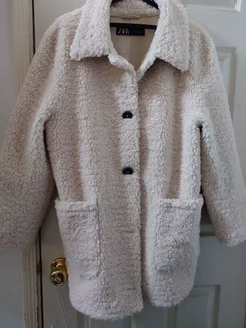 새상품급 ZARA 보아 자켓 S 아이보리