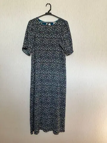 어반 리서치 미니 꽃무늬 롱 원피스 반팔 미사용 새상품 택 포함