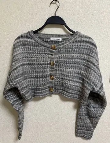 REDYAZEL 스트라이프 패턴 크롭 니트