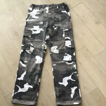 어반 카모플라쥬 팬츠 32인치