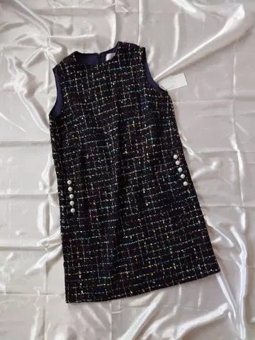 택 포함 새상품! PICCIN PERLA 네이비 트위드 슬리브리스 원피스