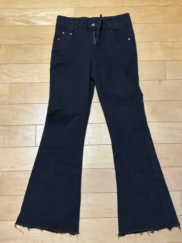 그런지 블랙 스키니 플레어 데님