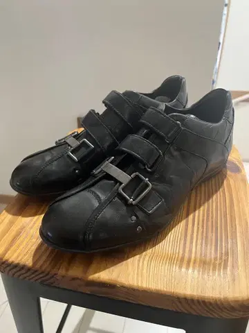 이탈리아 블랙 가죽 스니커즈 버클 포함, 표기 42 26.5~27