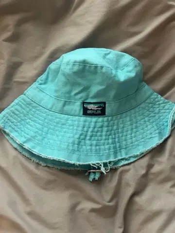 서플라이어 SPLR 스카이블루 버킷 햇