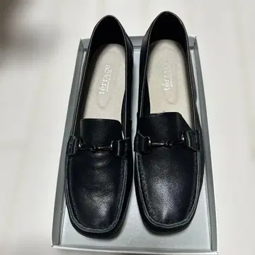 테라스 비트 로퍼 25 EEE