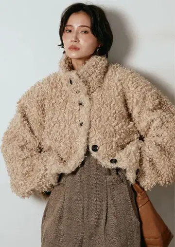 푸들 퍼 미들 자켓 esica 같은 형태 에시카 퍼 블루종