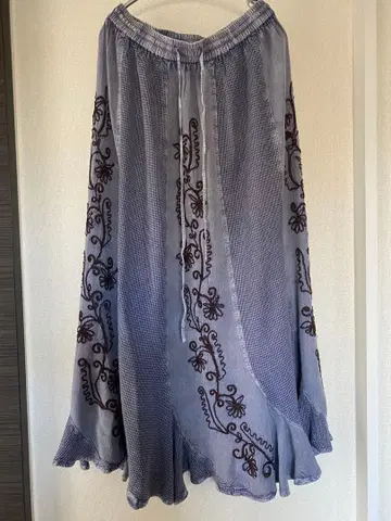 구제 의류 자수 플레어 스커트