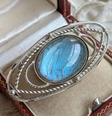 모르포 나비 브로치 실버 컬러 오벌 버터플라이 윙