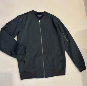 NANO UNIVERSE 다크 그린 점퍼