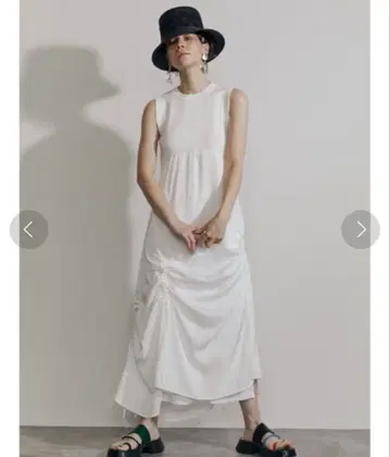 UN3D. 니트 콤비 슬리브리스 원피스 클리닝 완료