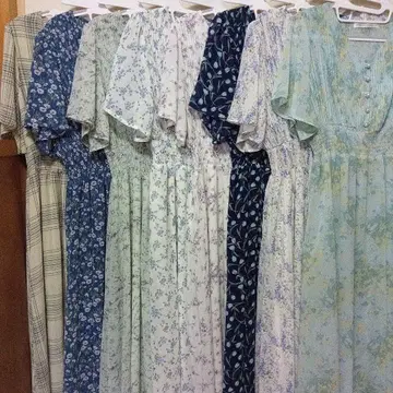 내추럴 꾸뛰르 플레어 슬리브 고급 원피스 8개 세트