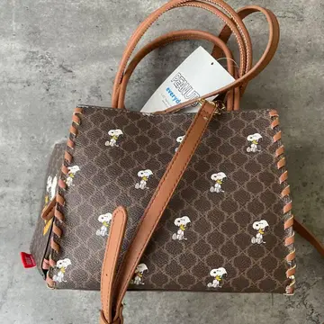 [ 택 포함 새상품 ] 스누피 프린트 핸드백