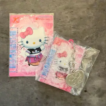 산리오 러브 앤 베리 시크릿 참 & 카드