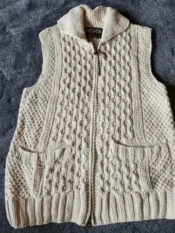 Kanata 베스트 아이보리